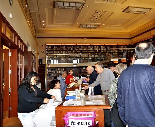 The 214 visits the newly rehabbed Barnwell Library